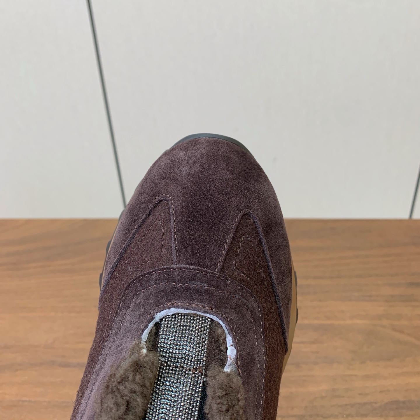 【Brunell* Cucinell*】拼色底羊毛里休闲运动鞋。鞋面采用进口牛绒，羊毛内里，原版开模大底！上脚超舒适。 