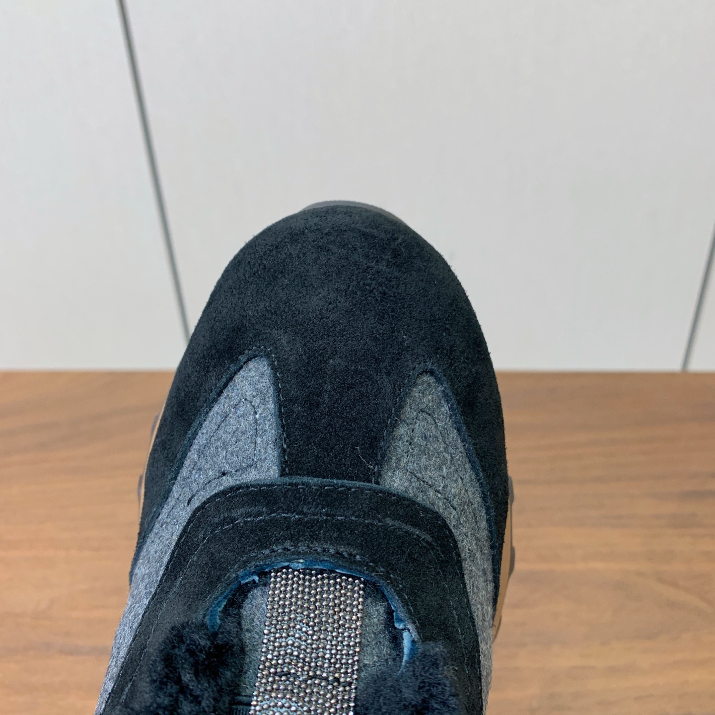 【Brunell* Cucinell*】拼色底羊毛里休闲运动鞋。鞋面采用进口牛绒，羊毛内里，原版开模大底！上脚超舒适。 