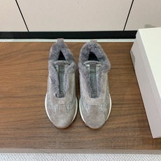 【Brunell* Cucinell*】羊毛里休闲运动鞋。鞋面采用进口牛绒,羊毛内里,原版开模大底!上脚超舒适。 码数: 【Brunell* Cucinell*】羊毛里休闲运动鞋。鞋面采用进口牛绒,羊毛内里,原版开模大底!上脚超舒适。 码数: