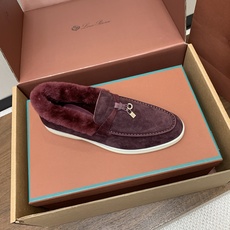 【Loro Piana】顶级版本羊毛里乐福鞋,原版一比一。品牌低调奢华柔软一贯纯色简约的设计风格。皮质柔软舒适度极高 材 【Loro Piana】顶级版本羊毛里乐福鞋,原版一比一。品牌低调奢华柔软一贯纯色简约的设计风格。皮质柔软舒适度极高 材