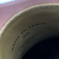 【Loro Piana】顶级版本羊毛里乐福鞋,原版一比一。品牌低调奢华柔软一贯纯色简约的设计风格。皮质柔软舒适度极高 材 【Loro Piana】顶级版本羊毛里乐福鞋,原版一比一。品牌低调奢华柔软一贯纯色简约的设计风格。皮质柔软舒适度极高 材