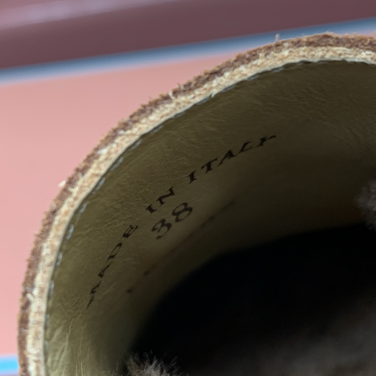【Loro Piana】顶级版本羊毛里乐福鞋,原版一比一。品牌低调奢华柔软一贯纯色简约的设计风格。皮质柔软舒适度极高 材 【Loro Piana】顶级版本羊毛里乐福鞋,原版一比一。品牌低调奢华柔软一贯纯色简约的设计风格。皮质柔软舒适度极高 材