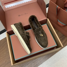 【Loro Piana】顶级版本羊毛里乐福鞋,原版一比一。品牌低调奢华柔软一贯纯色简约的设计风格。皮质柔软舒适度极高 材 【Loro Piana】顶级版本羊毛里乐福鞋,原版一比一。品牌低调奢华柔软一贯纯色简约的设计风格。皮质柔软舒适度极高 材