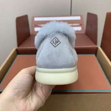 【Loro Piana】顶级版本羊毛里乐福鞋,原版一比一。品牌低调奢华柔软一贯纯色简约的设计风格。皮质柔软舒适度极高 材 【Loro Piana】顶级版本羊毛里乐福鞋,原版一比一。品牌低调奢华柔软一贯纯色简约的设计风格。皮质柔软舒适度极高 材