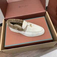 【Loro Piana】顶级版本羊毛里乐福鞋,原版一比一。品牌低调奢华柔软一贯纯色简约的设计风格。皮质柔软舒适度极高 材 【Loro Piana】顶级版本羊毛里乐福鞋,原版一比一。品牌低调奢华柔软一贯纯色简约的设计风格。皮质柔软舒适度极高 材