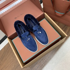 【Loro Piana】顶级版本羊毛里乐福鞋,原版一比一。品牌低调奢华柔软一贯纯色简约的设计风格。皮质柔软舒适度极高 材 【Loro Piana】顶级版本羊毛里乐福鞋,原版一比一。品牌低调奢华柔软一贯纯色简约的设计风格。皮质柔软舒适度极高 材