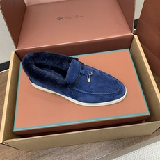 【Loro Piana】顶级版本羊毛里乐福鞋,原版一比一。品牌低调奢华柔软一贯纯色简约的设计风格。皮质柔软舒适度极高 材 【Loro Piana】顶级版本羊毛里乐福鞋,原版一比一。品牌低调奢华柔软一贯纯色简约的设计风格。皮质柔软舒适度极高 材