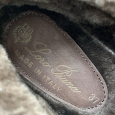 【Loro Piana】情侣款顶级版本高帮毛里乐福鞋,原版一比一。品牌低调奢华柔软一贯纯色简约的设计风格。皮质柔软舒适度 【Loro Piana】情侣款顶级版本高帮毛里乐福鞋,原版一比一。品牌低调奢华柔软一贯纯色简约的设计风格。皮质柔软舒适度
