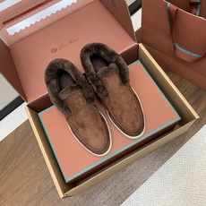 【Loro Piana】情侣款顶级版本高帮毛里乐福鞋,原版一比一。品牌低调奢华柔软一贯纯色简约的设计风格。皮质柔软舒适度 【Loro Piana】情侣款顶级版本高帮毛里乐福鞋,原版一比一。品牌低调奢华柔软一贯纯色简约的设计风格。皮质柔软舒适度