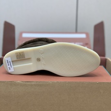 【Loro Piana】情侣款顶级版本高帮毛里乐福鞋,原版一比一。品牌低调奢华柔软一贯纯色简约的设计风格。皮质柔软舒适度 【Loro Piana】情侣款顶级版本高帮毛里乐福鞋,原版一比一。品牌低调奢华柔软一贯纯色简约的设计风格。皮质柔软舒适度