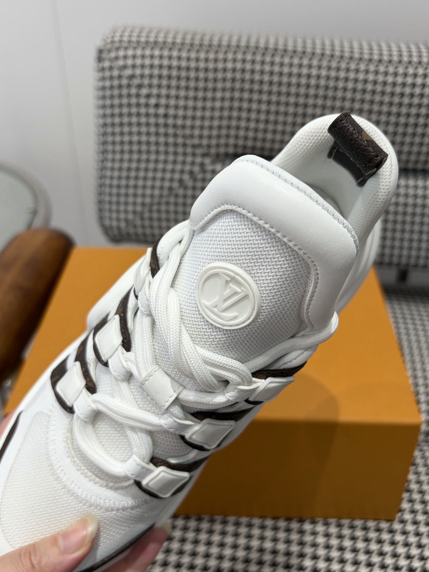 LV Style Leather Men's Shoes style reference detail image 5 from source 780868