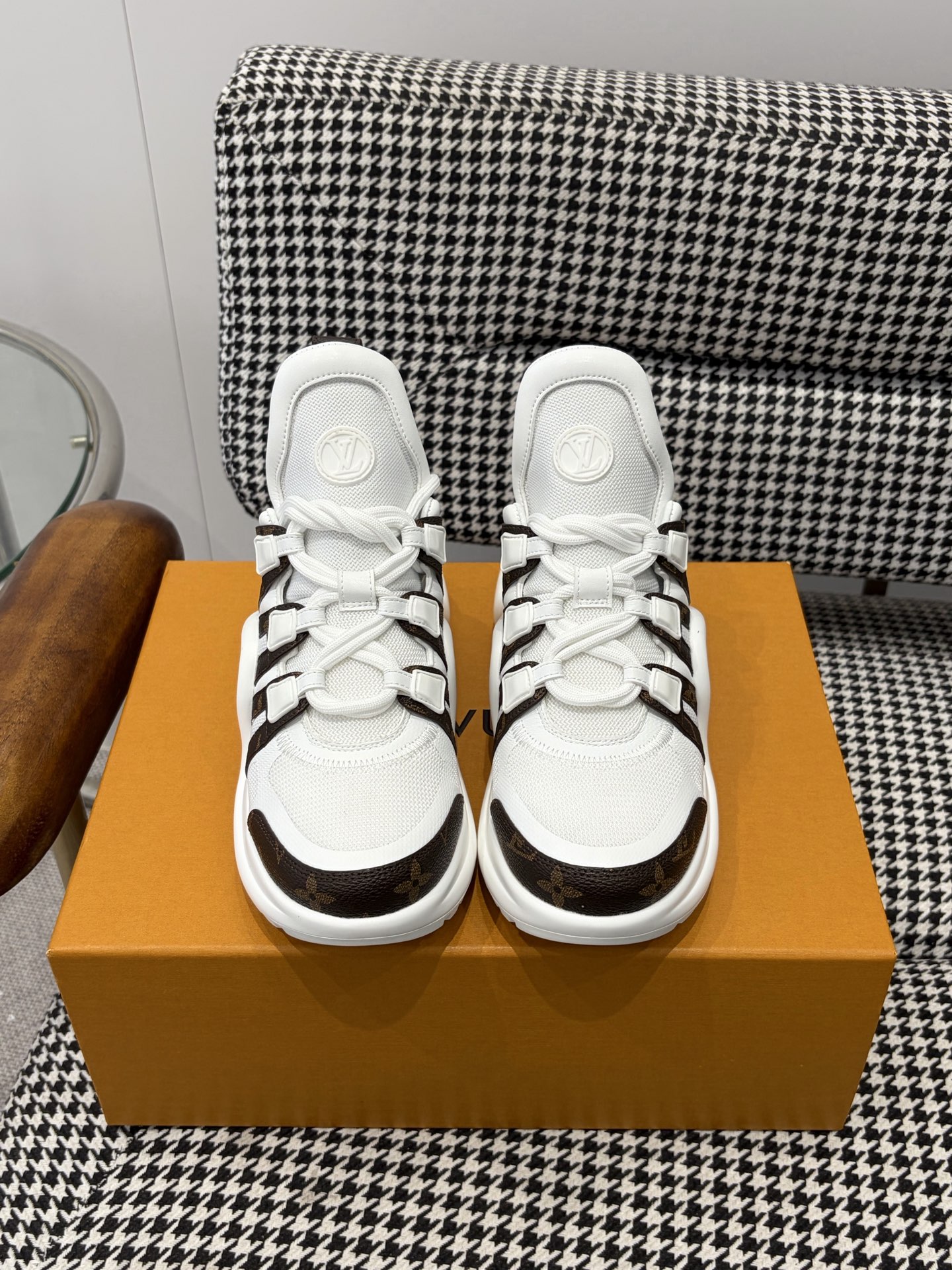 LV Style Leather Men's Shoes style reference detail image 1 from source 780868
