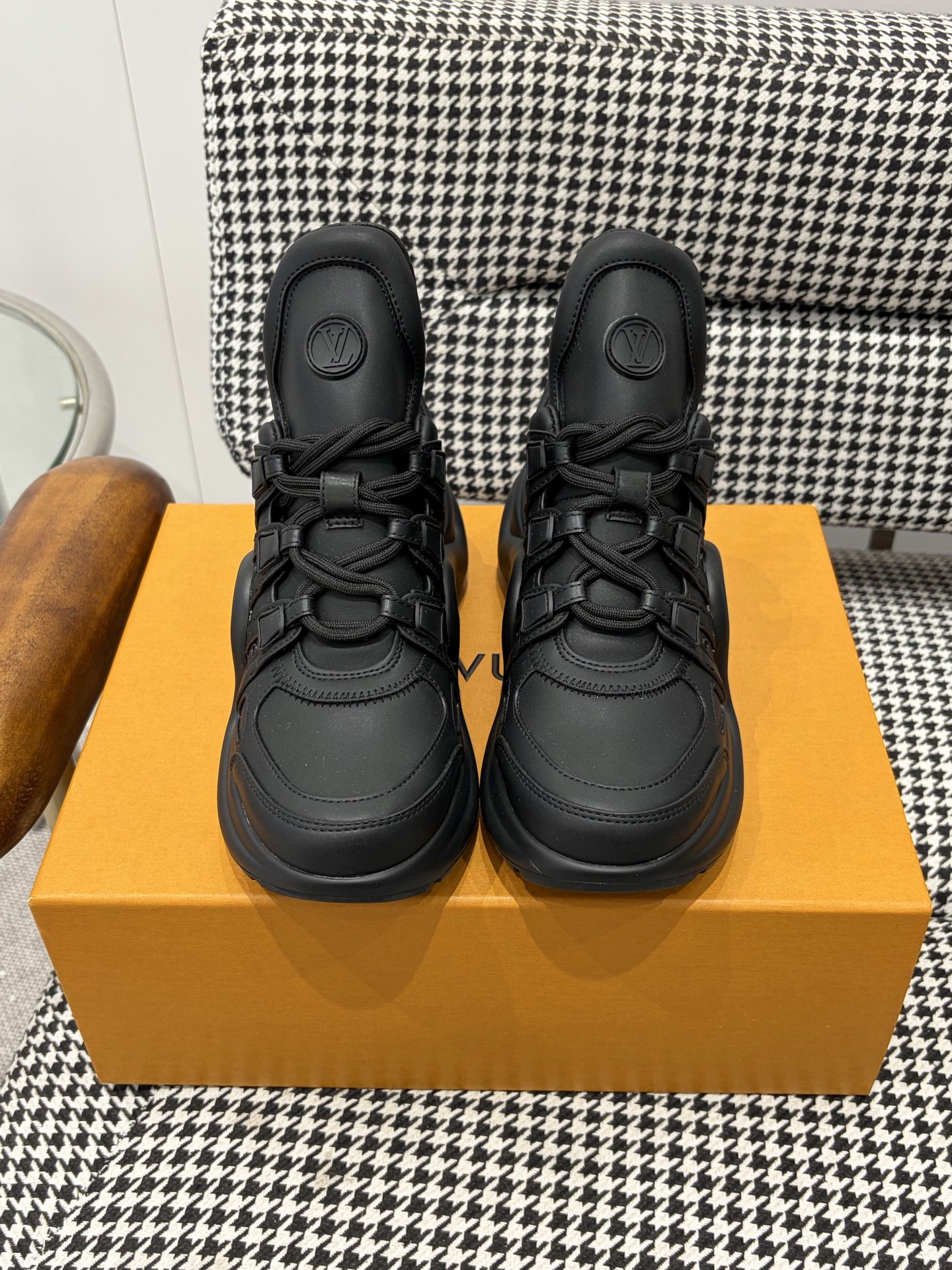 LV Style Pink Leather Men's Shoes Lookbook Reference image 1