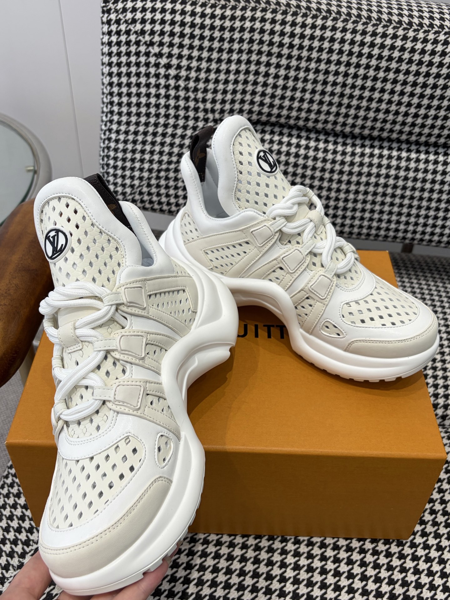 LV Style Pink Leather Men's Shoes Lookbook Reference image 2