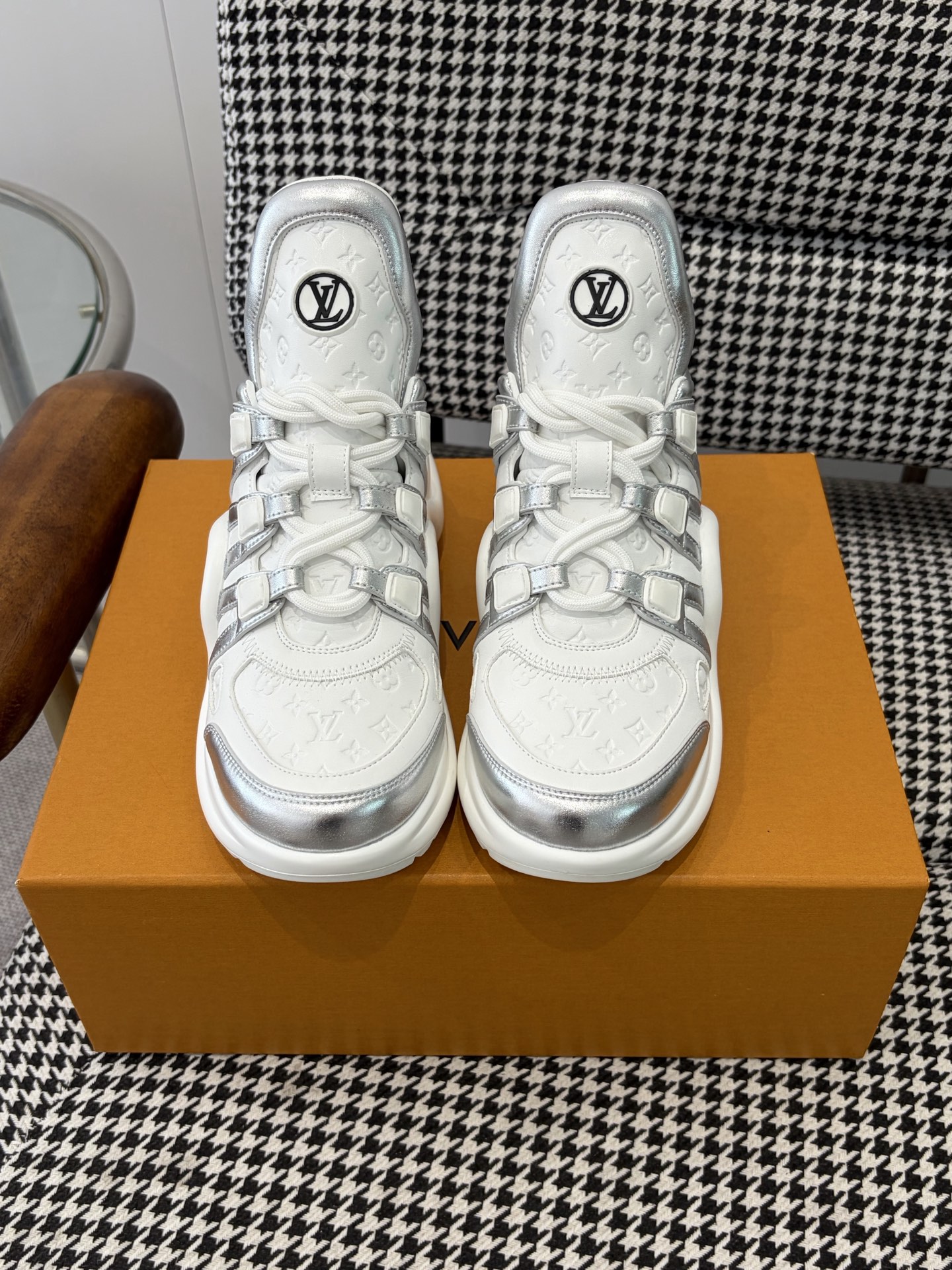 LV Style Pink Leather Men's Shoes Lookbook Reference image 1