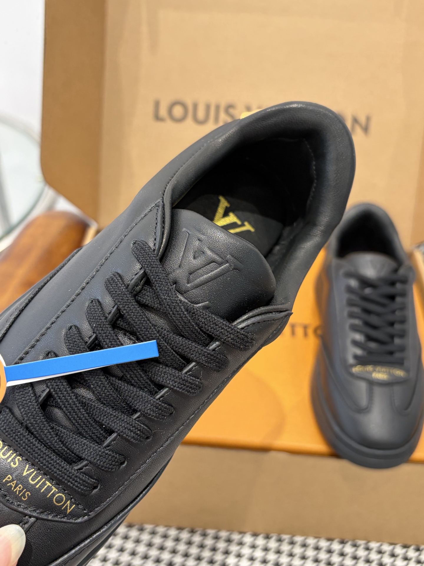 LV Style Leather Men's Shoes style reference detail image 7 from source 780830