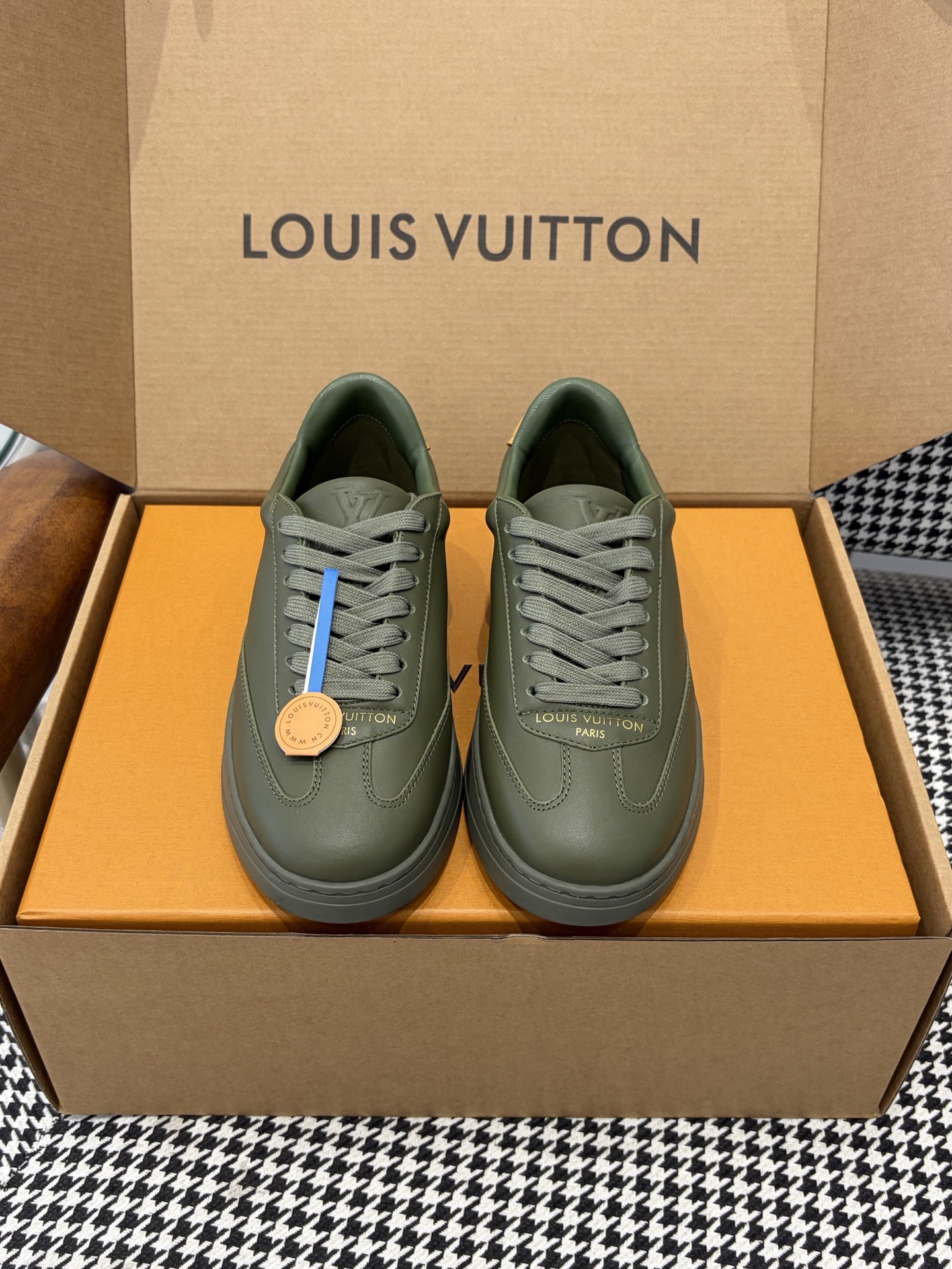 LV Style Leather Men's Shoes Lookbook Reference image 1