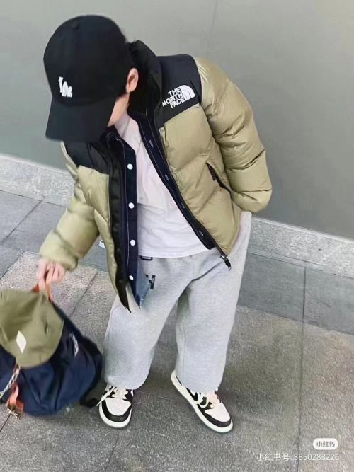 The North Face 1996 Retro Nuptse Down Jacket for Kids - Various colors 1 The North Face 1996 Retro Nuptse Down Jacket for Kids - Various colors