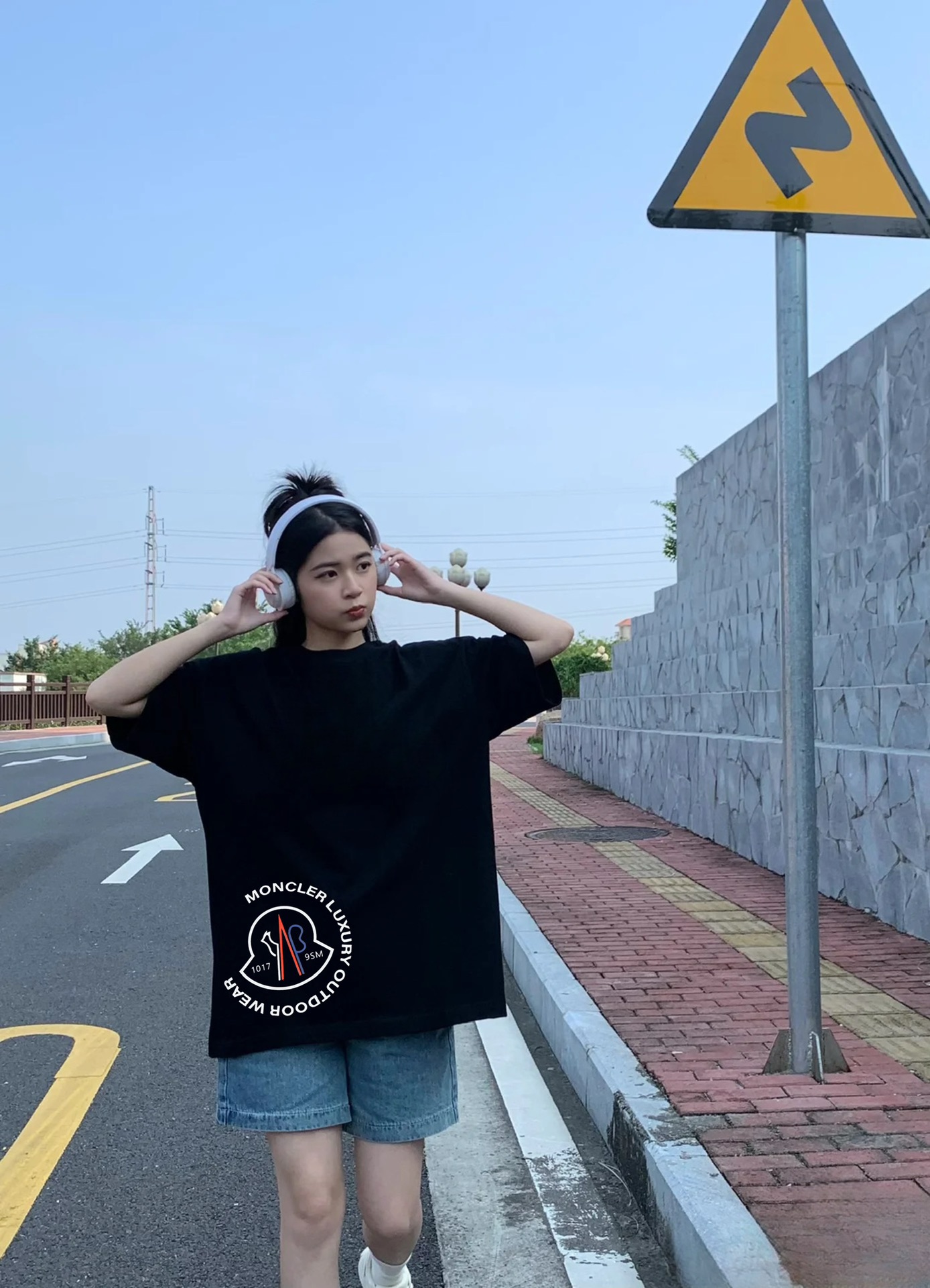 몽클레어 여성 로고 반팔 티셔츠 52272 이미지 4