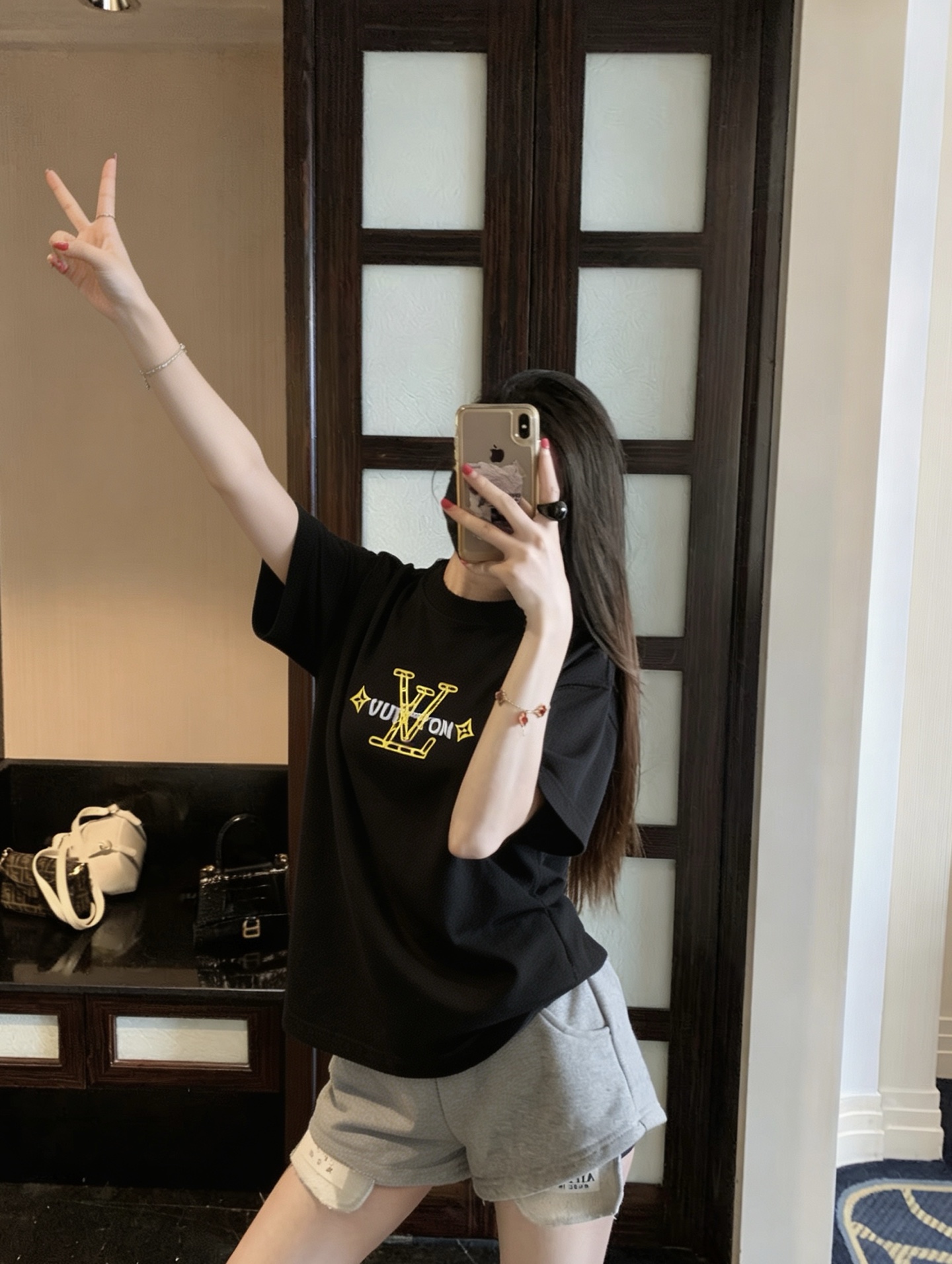 LouisVuitton/路易威登 前后发泡印花工艺
