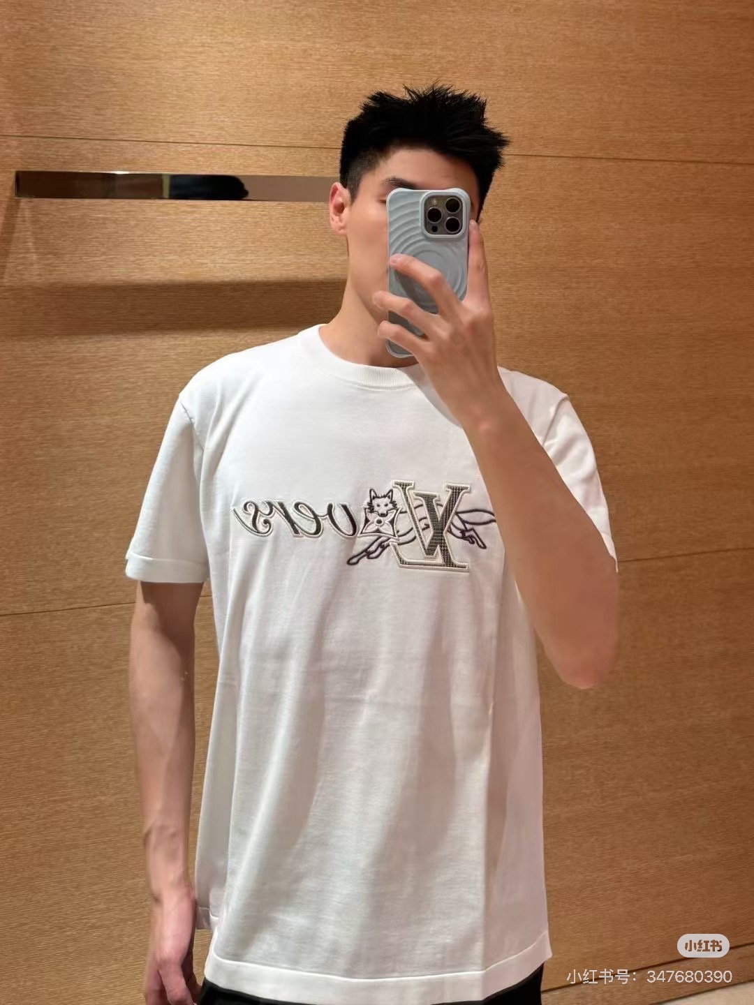 LouisVuitton/路易威登 26新款刺绣-Top High Quatity Cheap Sneakers Fashion Clothing Clothes Bags handbags Shoes of all Brand wholesale With The best Quality And Beautiful Price from China Factory Chinese suppliers wholesaler seller LouisVuitton/路易威登 26新款刺绣