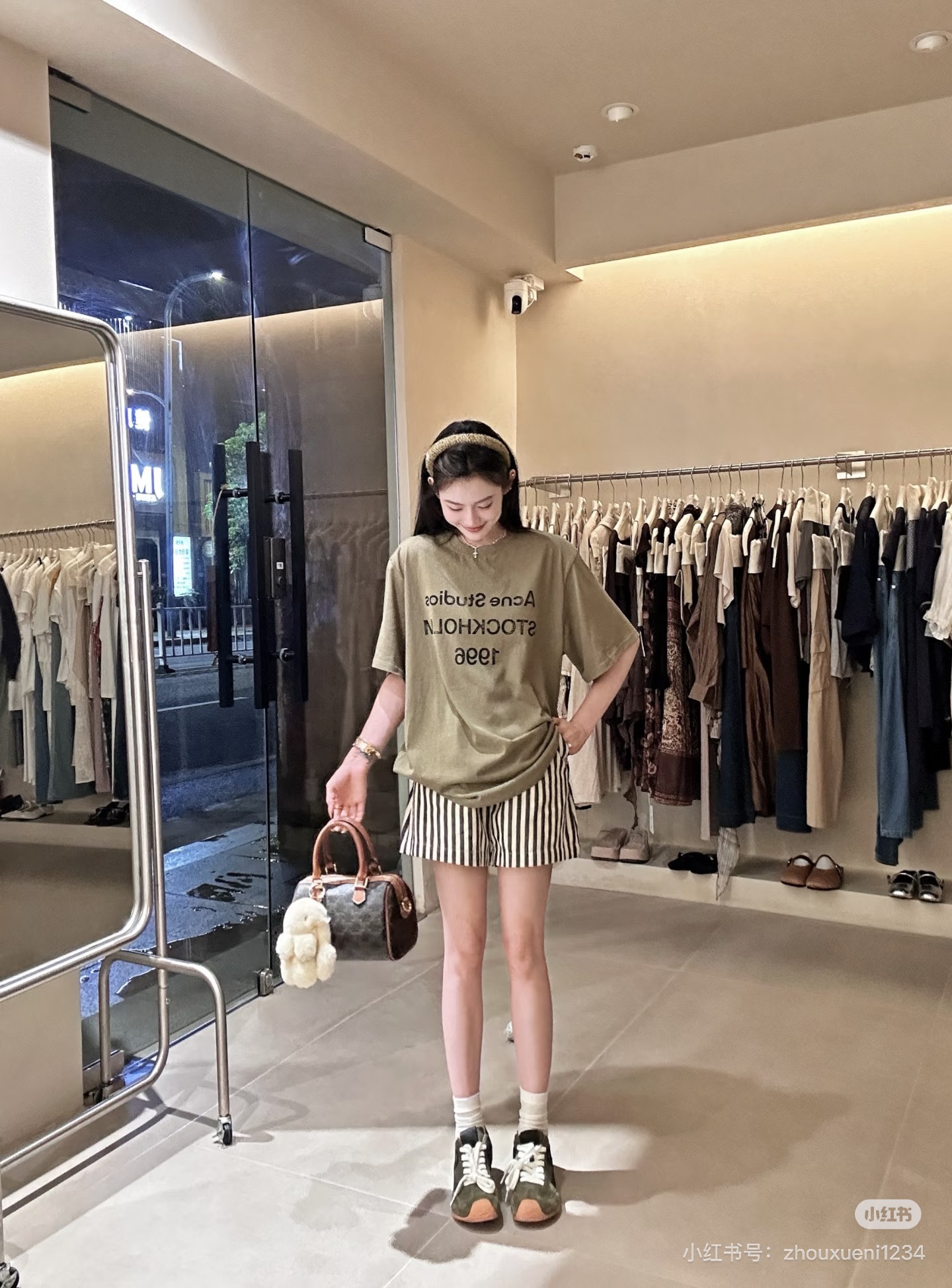 AcneStudios 渐变洗水做旧T恤短袖 AcneStudios 渐变洗水做旧T恤短袖