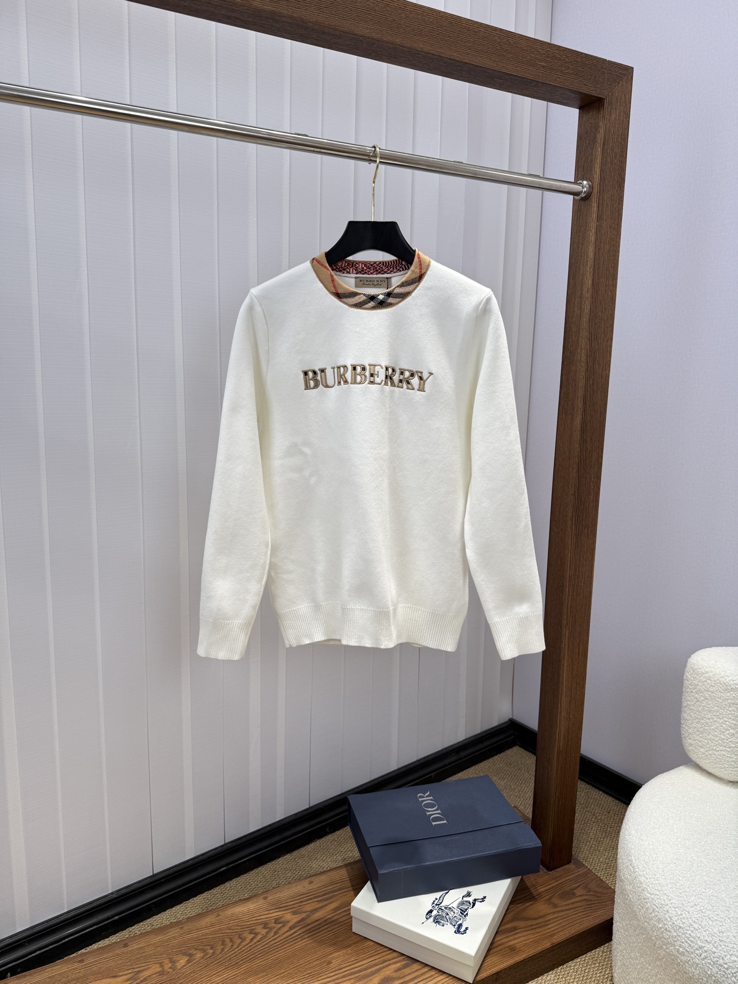 Burberry White Logo Check Collar Sweater