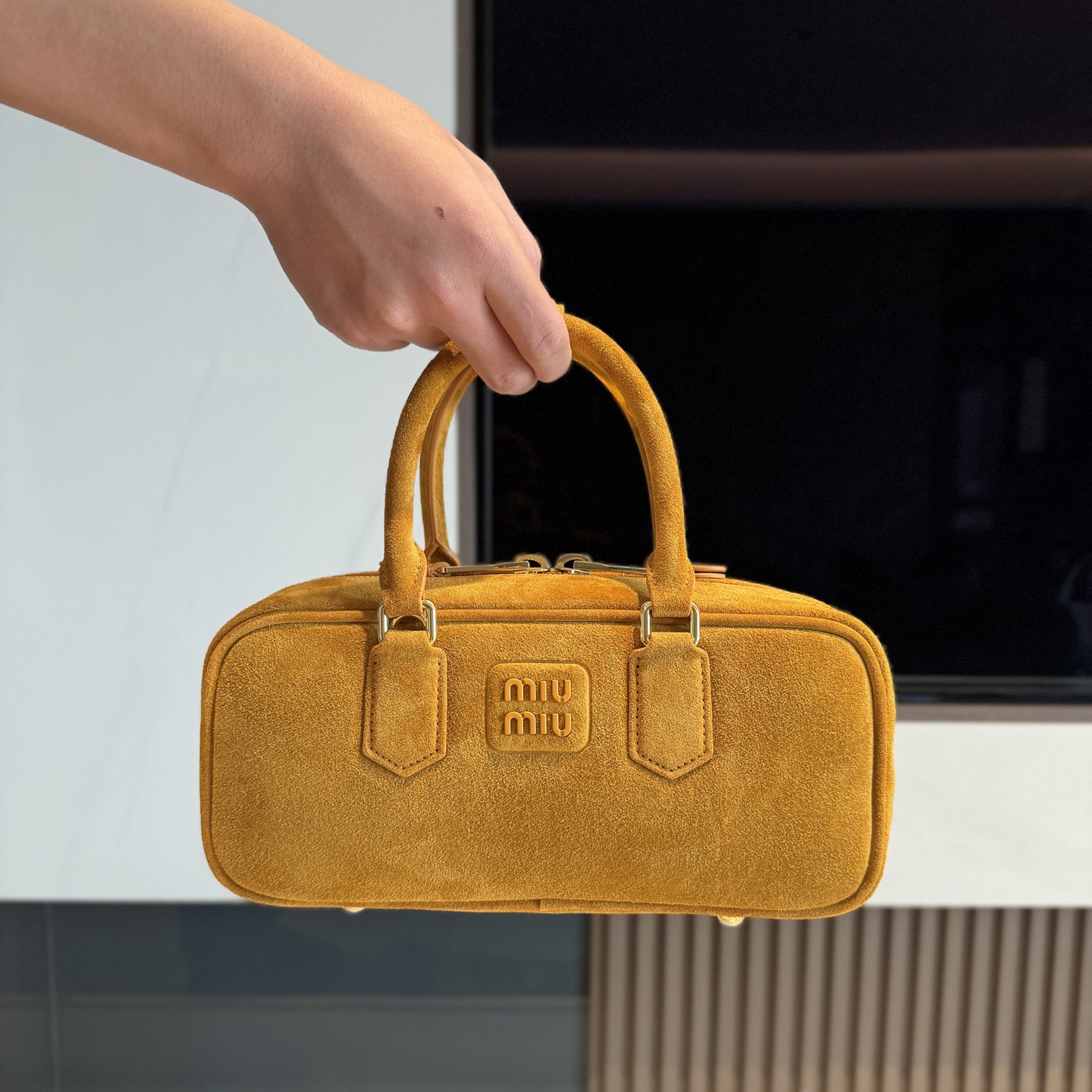 P700 chip exclusivo Miu nuevo bolso cuadrado retro | El diseño limpio y sencillo resalta la funcionalidad, el tacto sua…