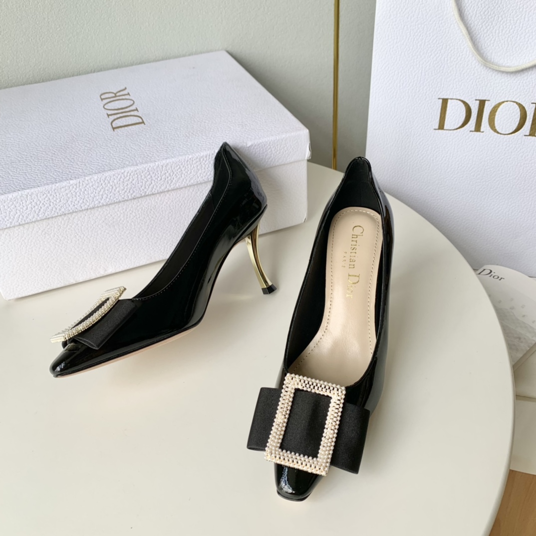 Dior迪奥CD家2023年新款珍珠蝴蝶结高跟单鞋独特的电镀酒杯跟设计复古文艺风正码:35-39️订做3