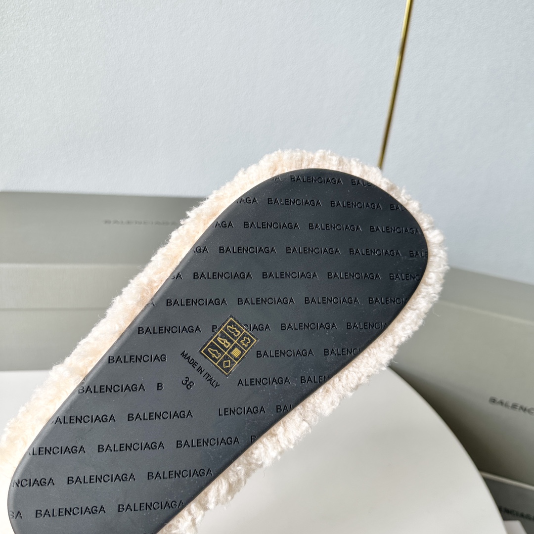 balenciaga巴黎世家23年冬季新款原版:1复刻厚底松糕泰迪羊毛拖鞋经典电绣字母标颜值超耐打正码: