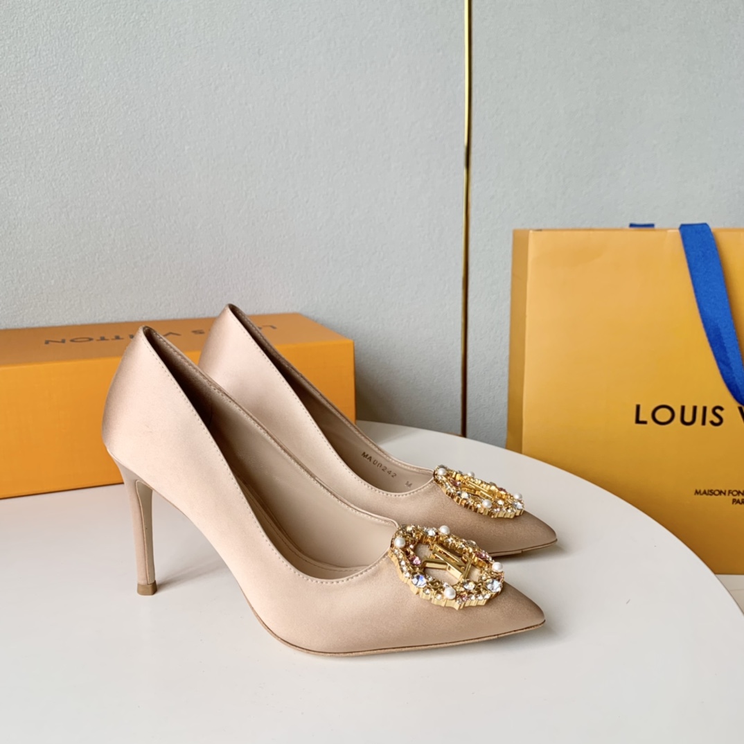 LOUIS VUITTON Escarpins Élégance Minimaliste - Version Premium