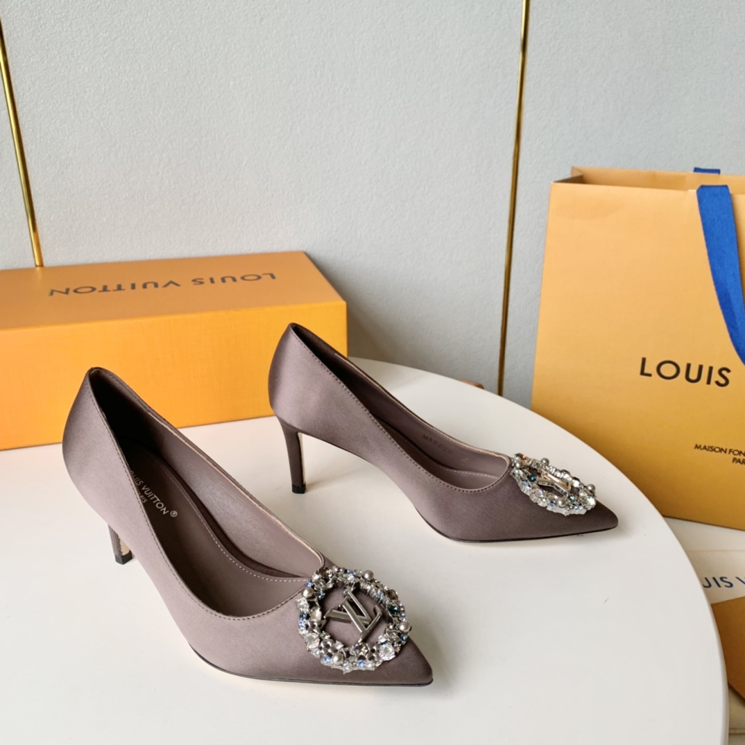 LOUIS VUITTON Escarpins Élégance Minimaliste - Version Premium