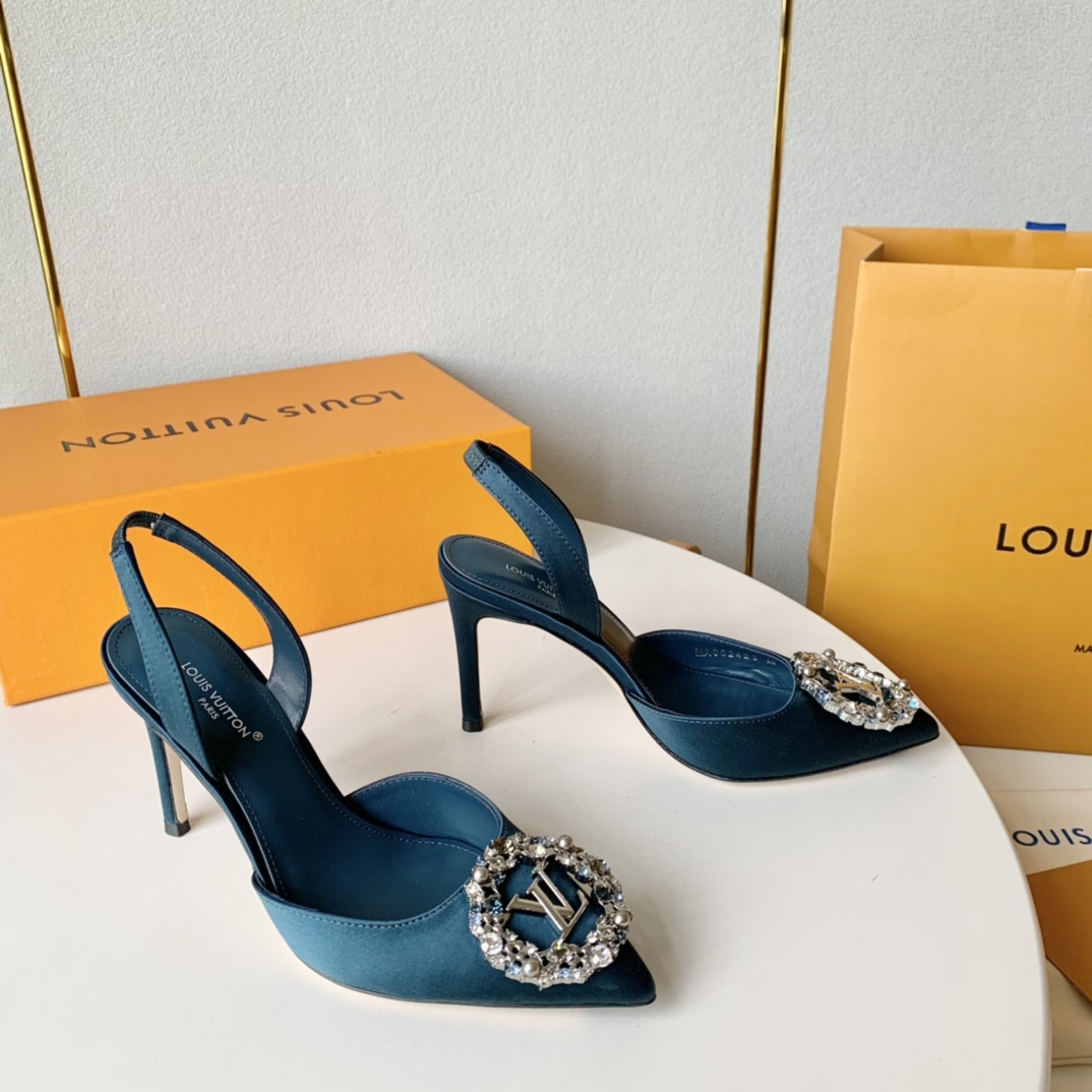 LOUIS VUITTON Escarpins Élégance Minimaliste - Version Premium