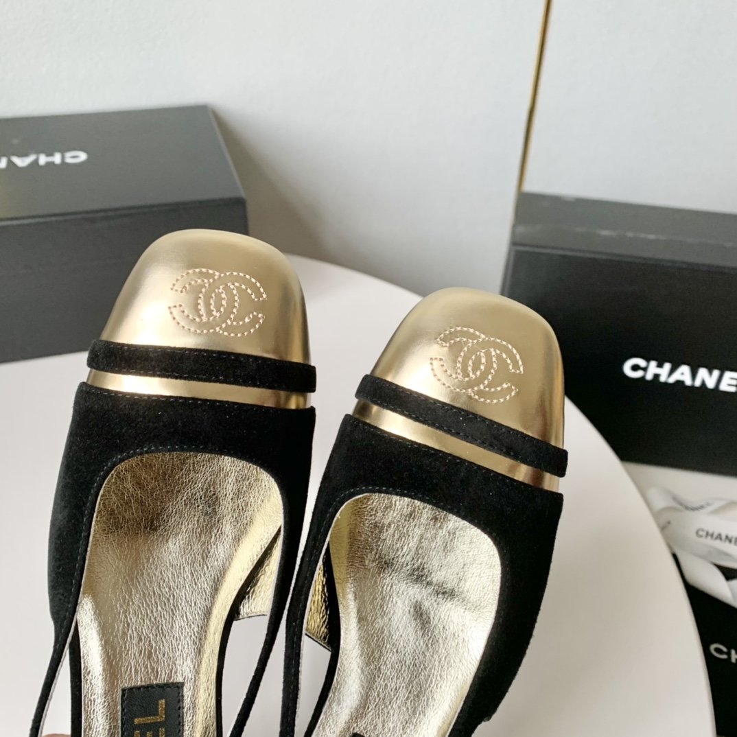 Chane小香家24年新款拼色方头粗跟高跟鞋金属皮与麂皮完美拼接设计气质拉满跟高:4cm8.5cm尺码: