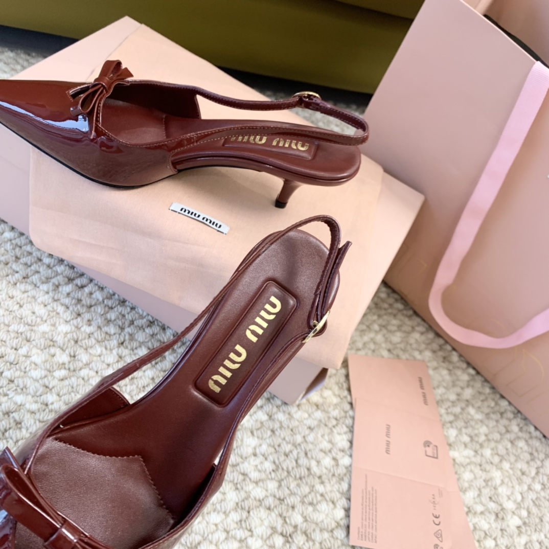 miumiu缪24年新款小方头蝴蝶结高跟凉鞋真皮底跟高:10cm6cm正码:35-39️订做40.41