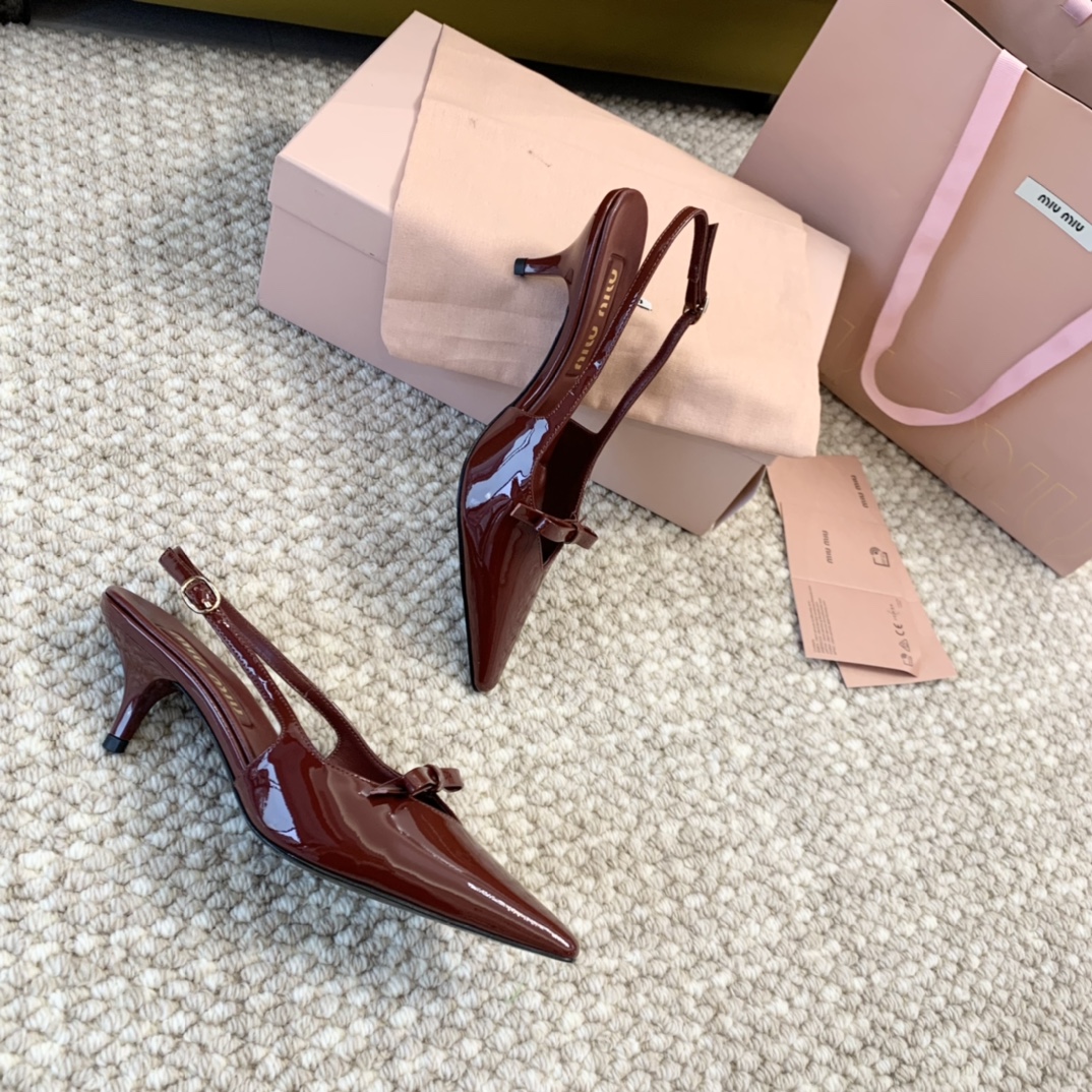 miumiu缪24年新款小方头蝴蝶结高跟凉鞋真皮底跟高:10cm6cm正码:35-39️订做40.41