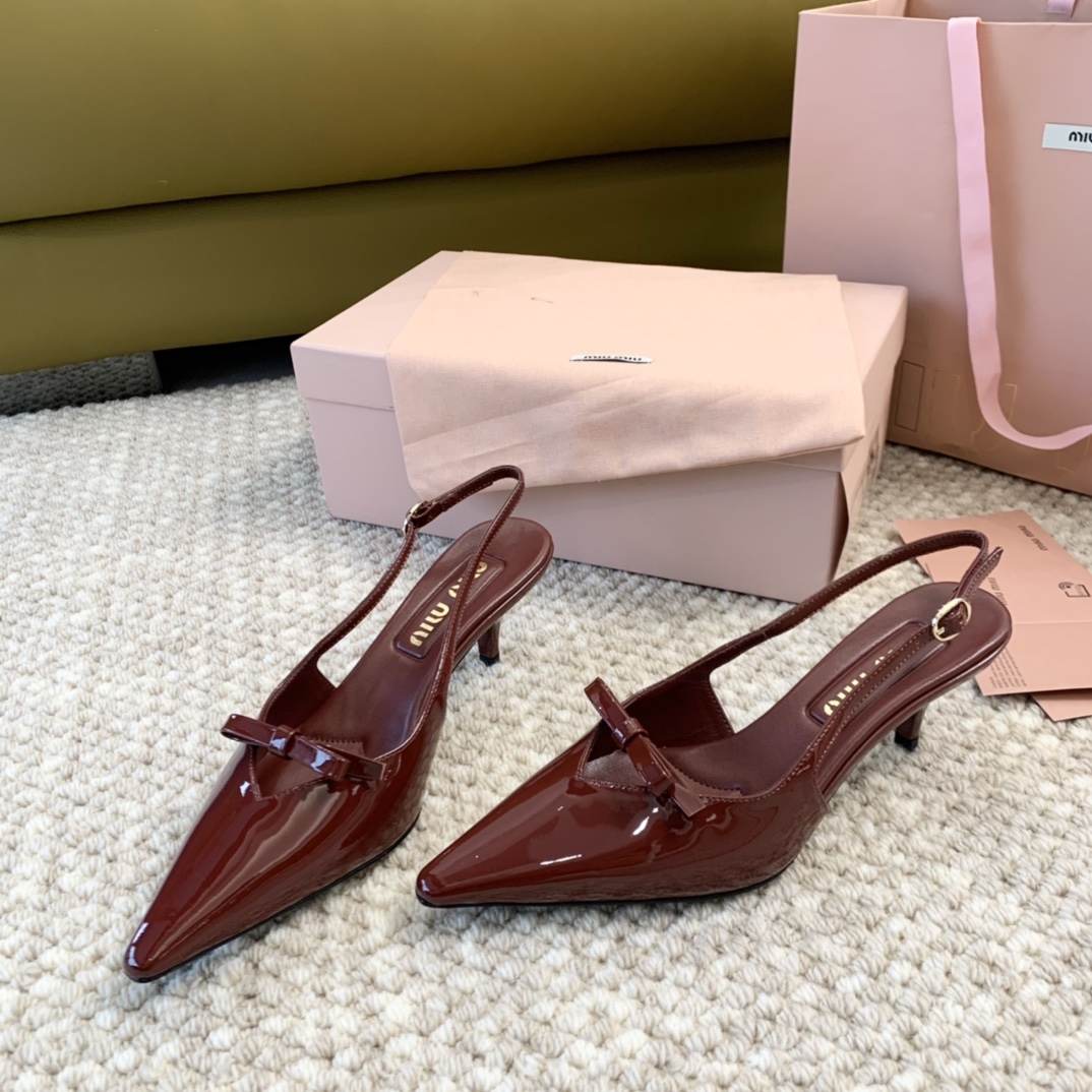 miumiu缪24年新款小方头蝴蝶结高跟凉鞋真皮底跟高:10cm6cm正码:35-39️订做40.41