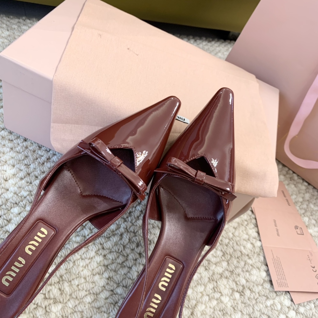 miumiu缪24年新款小方头蝴蝶结高跟凉鞋真皮底跟高:10cm6cm正码:35-39️订做40.41