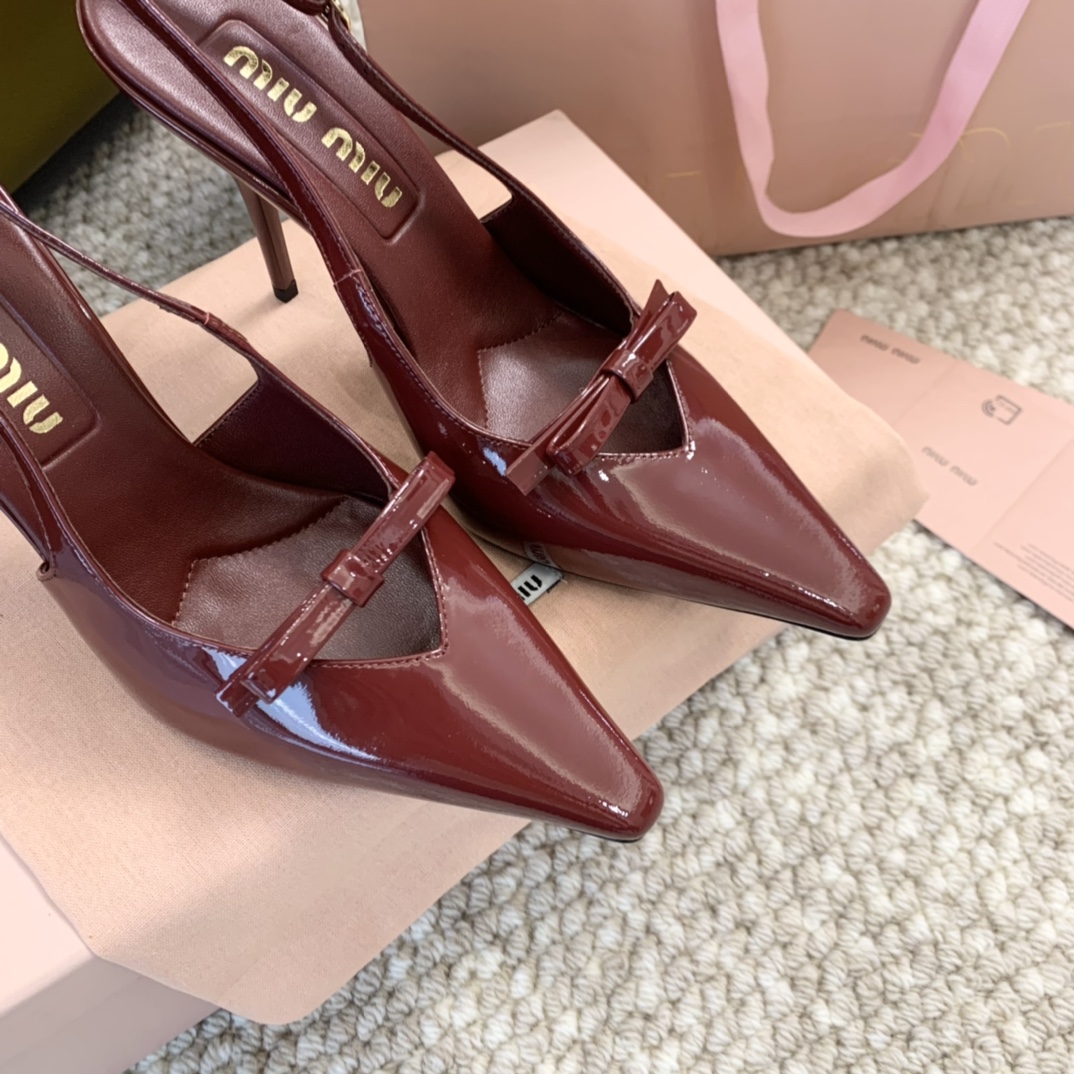 miumiu缪24年新款小方头蝴蝶结高跟凉鞋真皮底跟高:10cm6cm正码:35-39️订做40.41