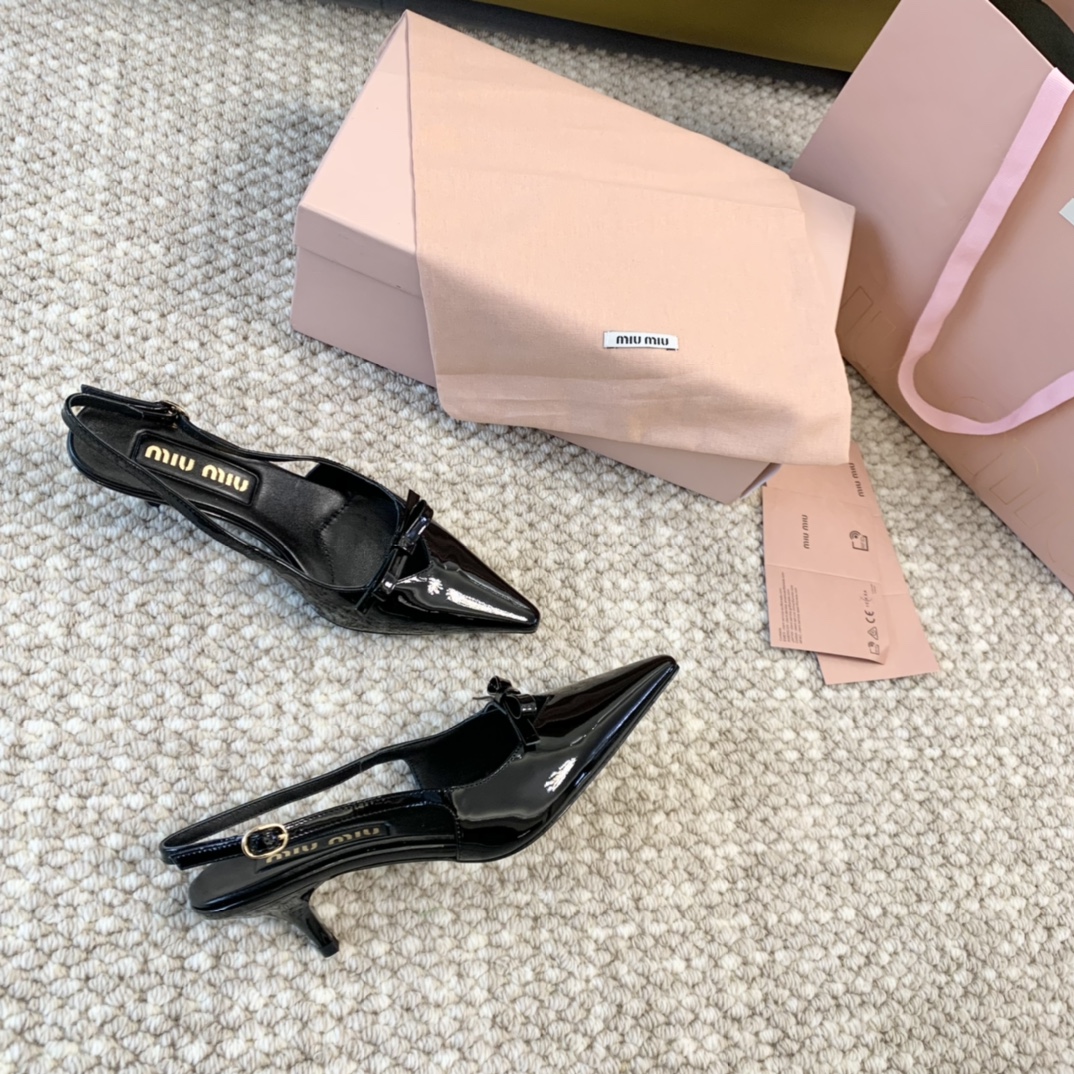 miumiu缪24年新款小方头蝴蝶结高跟凉鞋真皮底跟高:10cm6cm正码:35-39️订做40.41