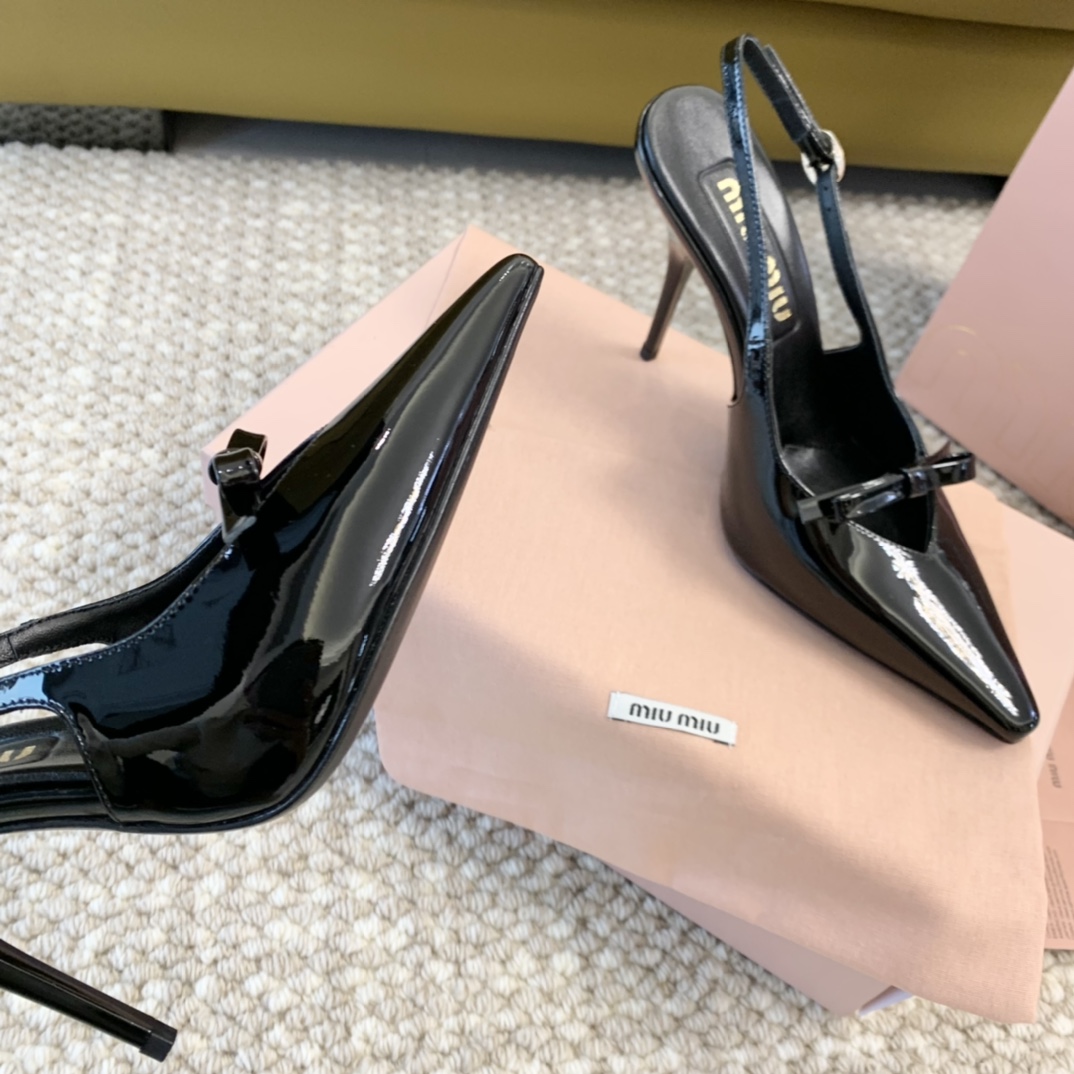 miumiu缪24年新款小方头蝴蝶结高跟凉鞋真皮底跟高:10cm6cm正码:35-39️订做40.41