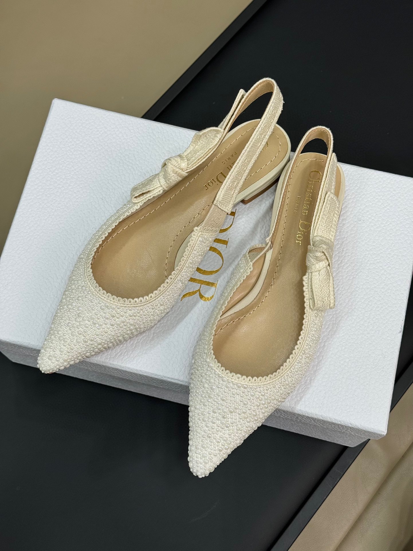 Diorss24newarrivalcd经典款24珍珠爆米花蝴蝶结高跟鞋温婉优雅引人注目爱了缎面烫珍珠内