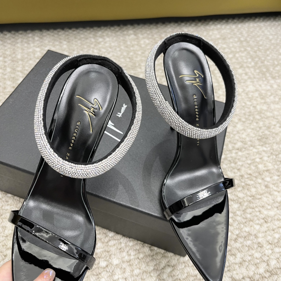 New Giuseppe Zanotti 2024 High-Heel Sandals: 10.5cm, Sizes 35-39 and 40-42 Available - 图片 6