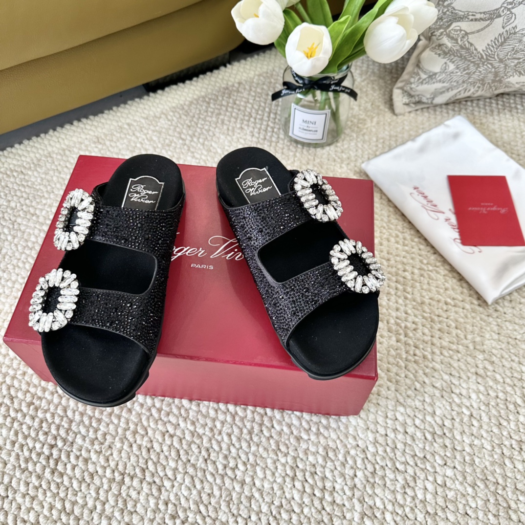 NO:263176,Light version Diamond version RV Slidy Viv Classic rhinestone sandals Correct size: 35-40, slippers, slippers19860909光版 钻版 RV Slidy Viv 经典款水钻凉拖鞋 正码:35-40,拖鞋,slippers,Women's Shoes