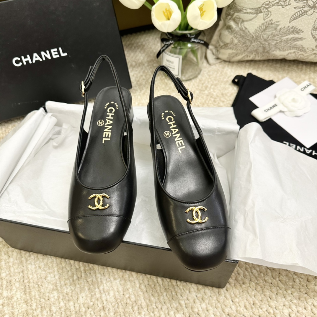 代购版chanel24anewarrival小香家24手工坊slingback小方跟搭配小方头点缀烤漆双