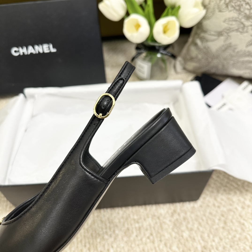 代购版chanel24anewarrival小香家24手工坊slingback小方跟搭配小方头点缀烤漆双