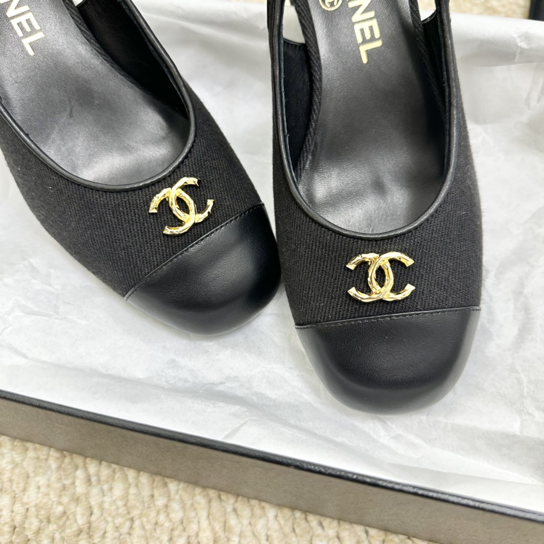 代购版chanel24anewarrival小香家24手工坊slingback小方跟搭配小方头点缀烤漆双