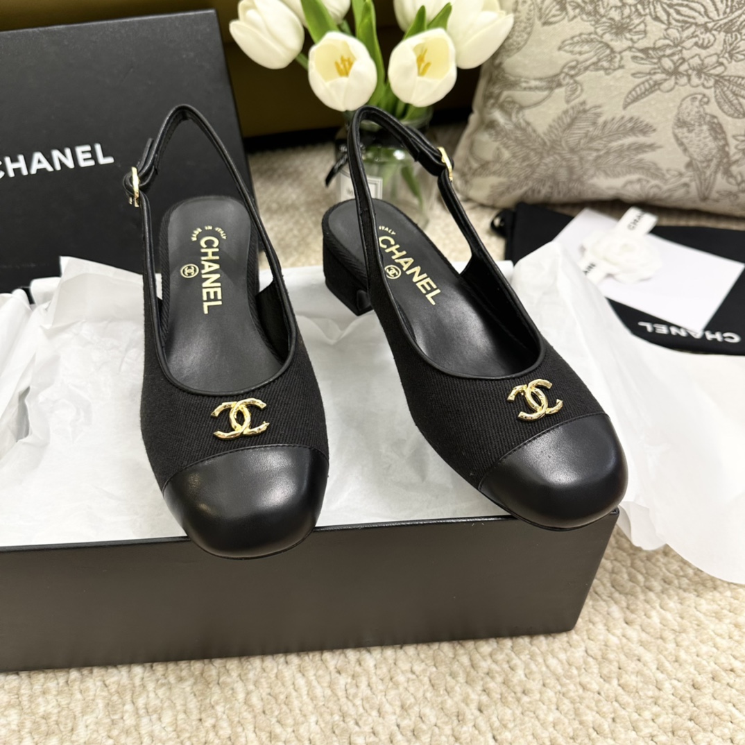 代购版chanel24anewarrival小香家24手工坊slingback小方跟搭配小方头点缀烤漆双