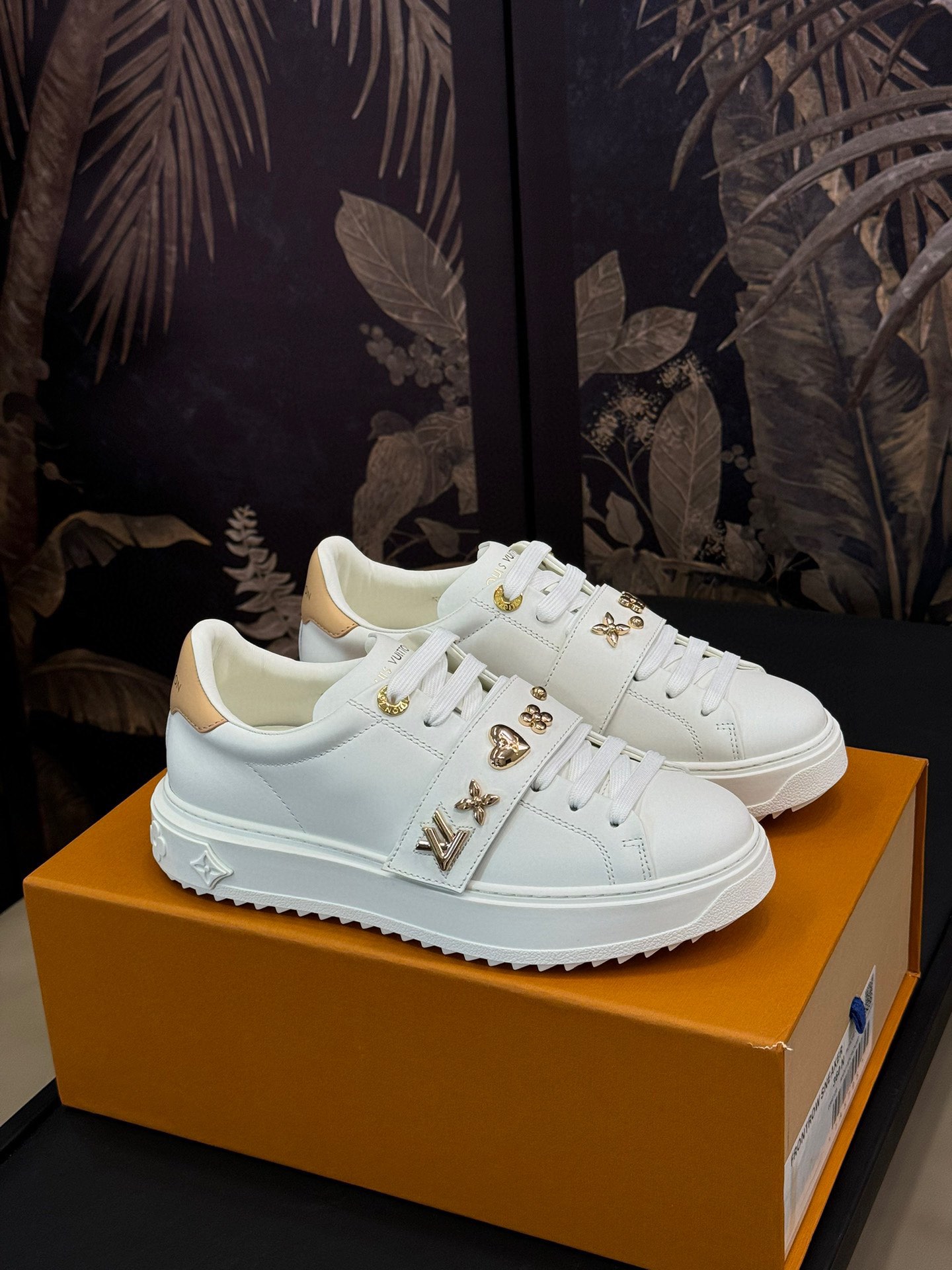 LOUIS VUITTON スニーカー シンプルでスタイリッシュ-ハイエンドバージョン