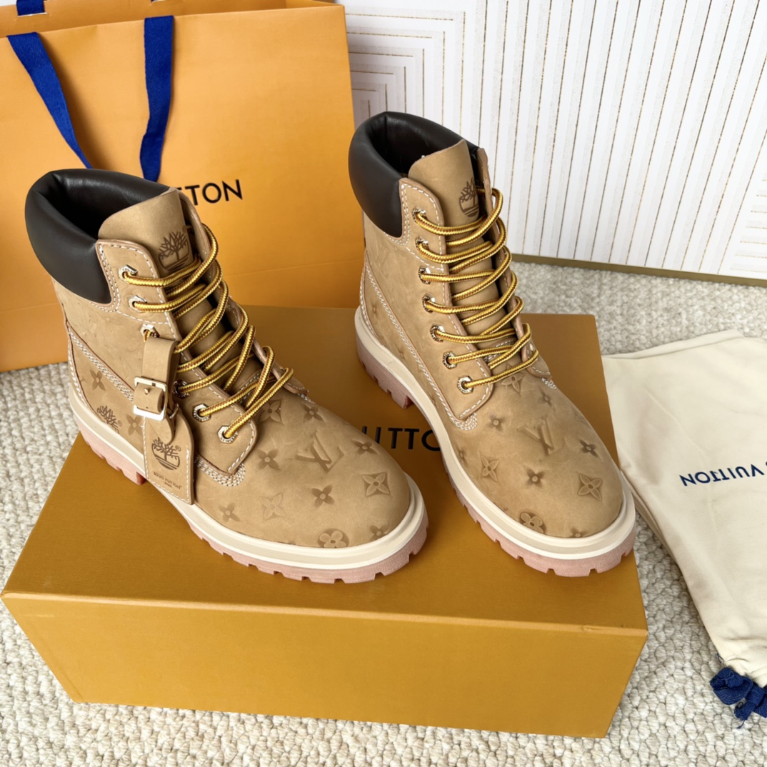 LV x Timberland 2024 Joint Series: Big Yellow Boots for Men and Women, Sizes 35-46. - 图片 5